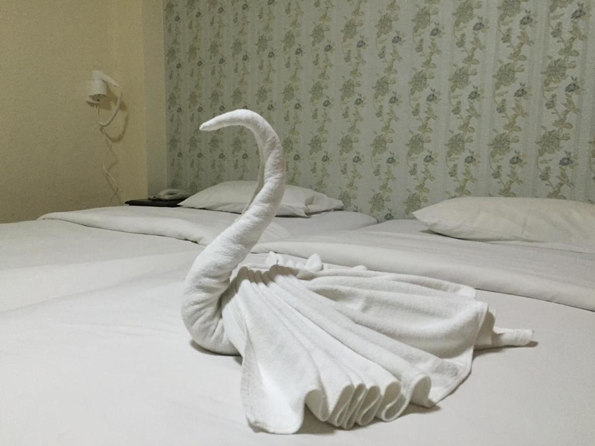 Md House Hotel Chiang Mai Ngoại thất bức ảnh