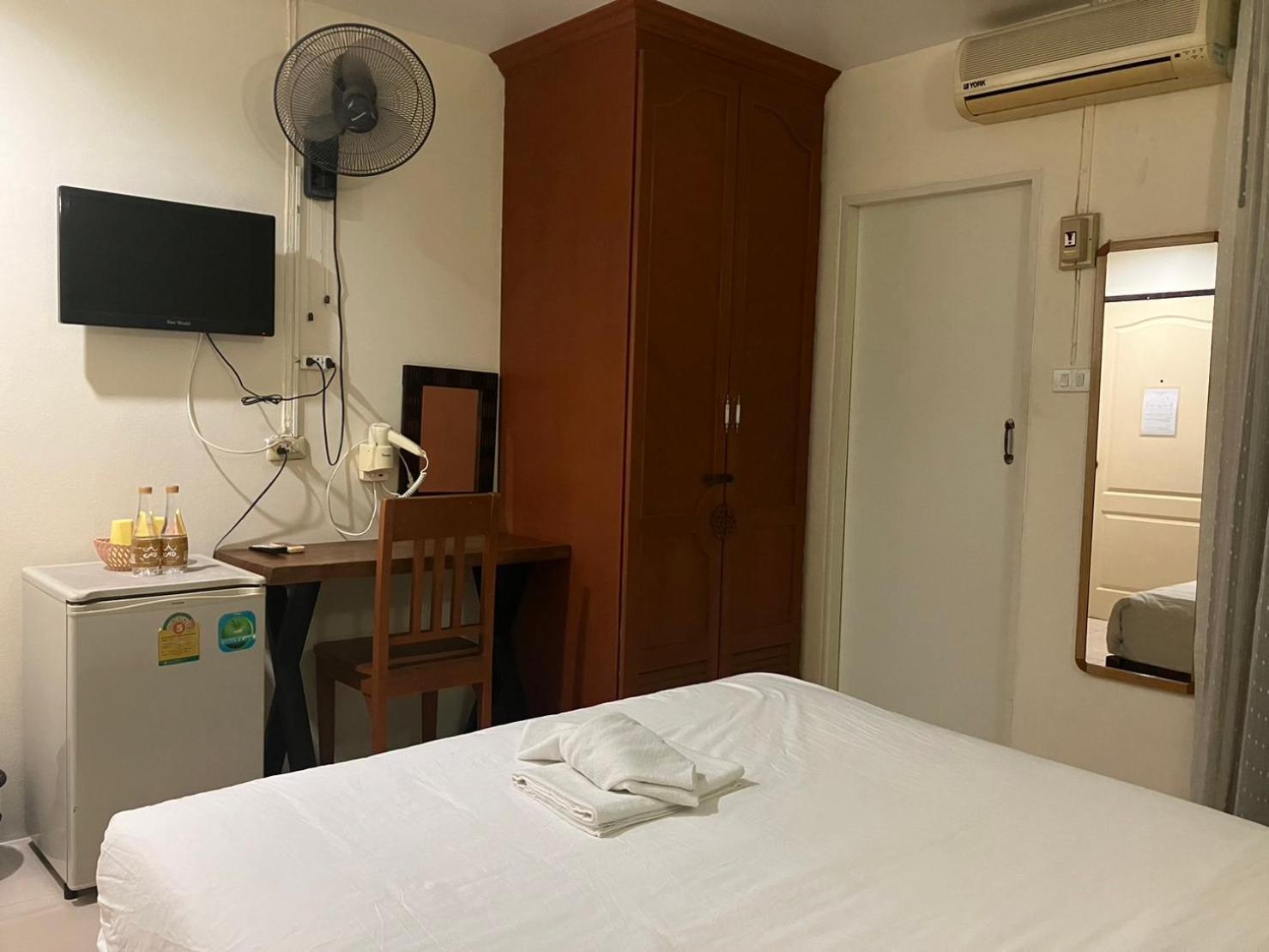 Md House Hotel Chiang Mai Ngoại thất bức ảnh