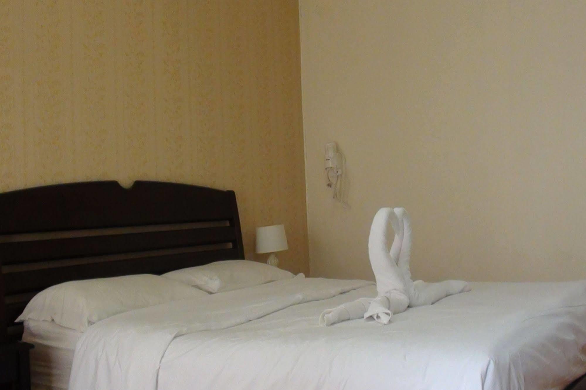 Md House Hotel Chiang Mai Ngoại thất bức ảnh