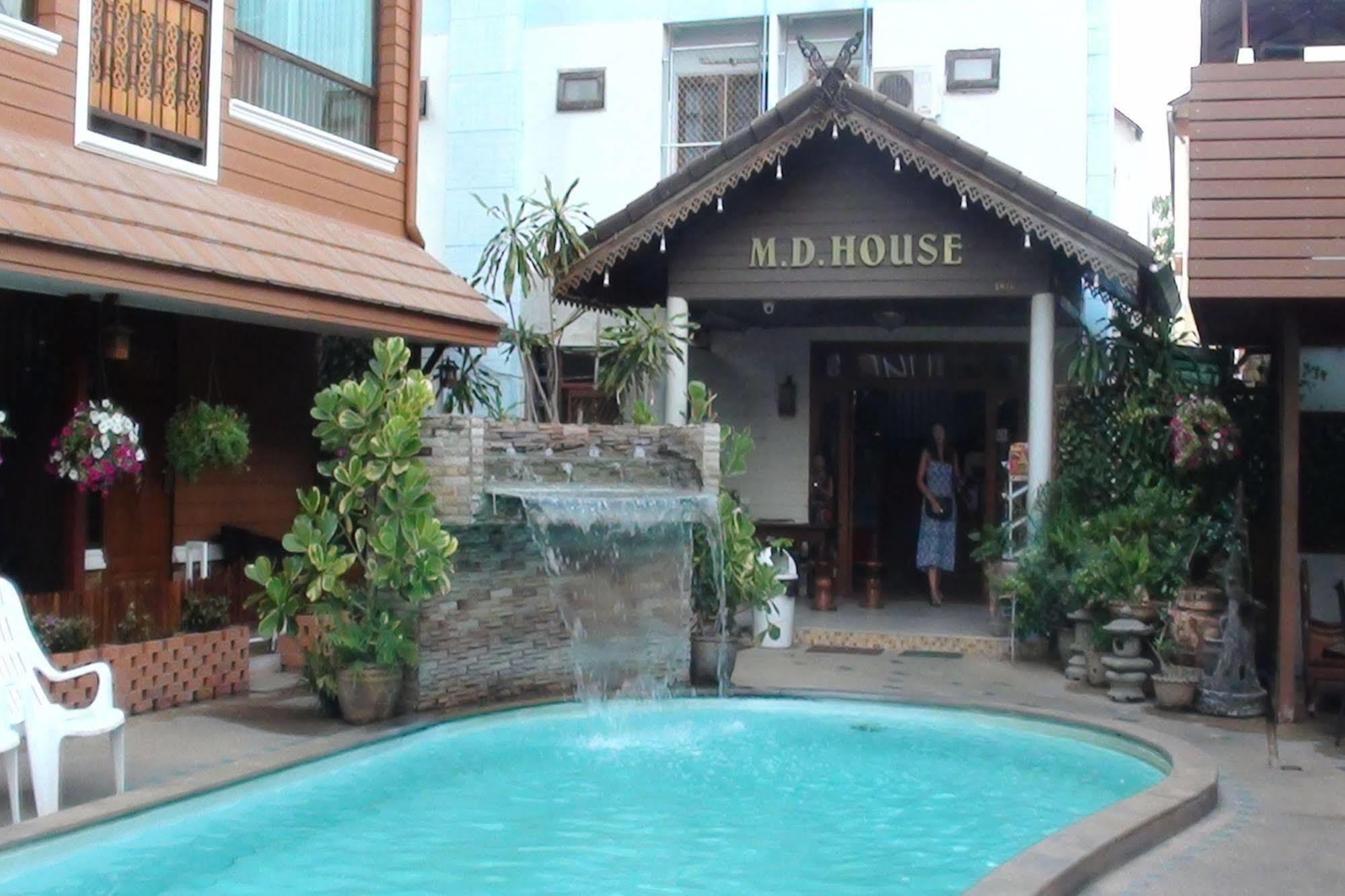Md House Hotel Chiang Mai Ngoại thất bức ảnh